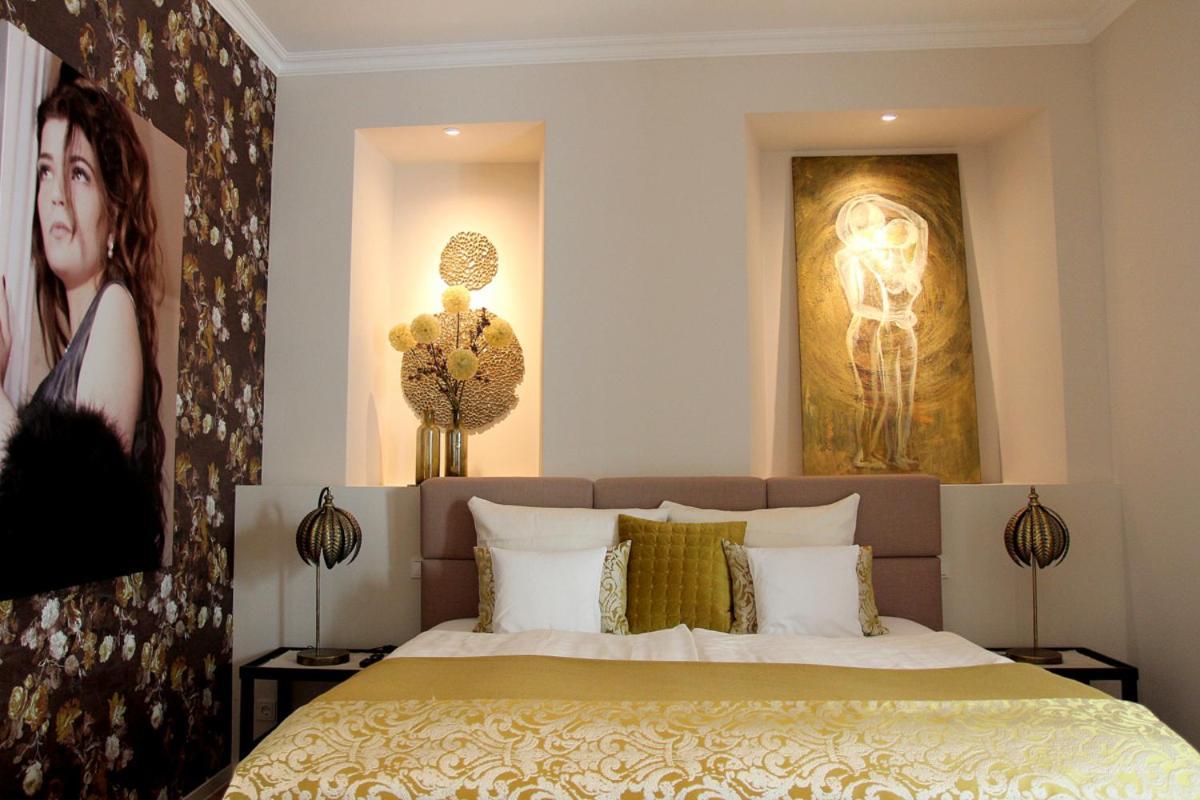 Moselromance - Luxusapartment - Grosse Terrasse - Ruhige Lage Трабен-Трарбах Екстериор снимка